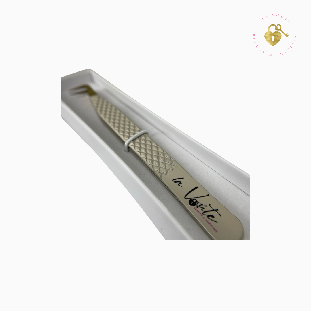 Serenity Angled Volume Tweezers