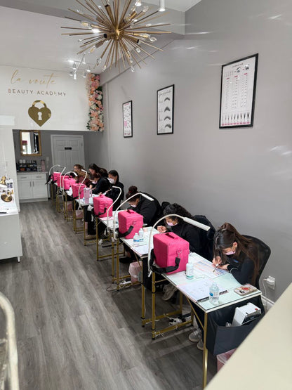 6-WEEK VIP Nail Artist Program